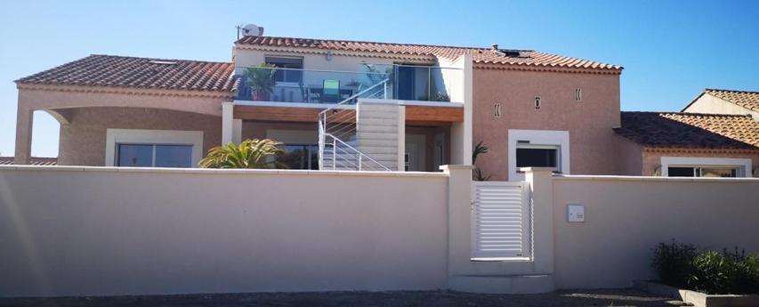 Appartement Au Dessus De La Maison Du Saunier Salin-de-Giraud Exterior foto