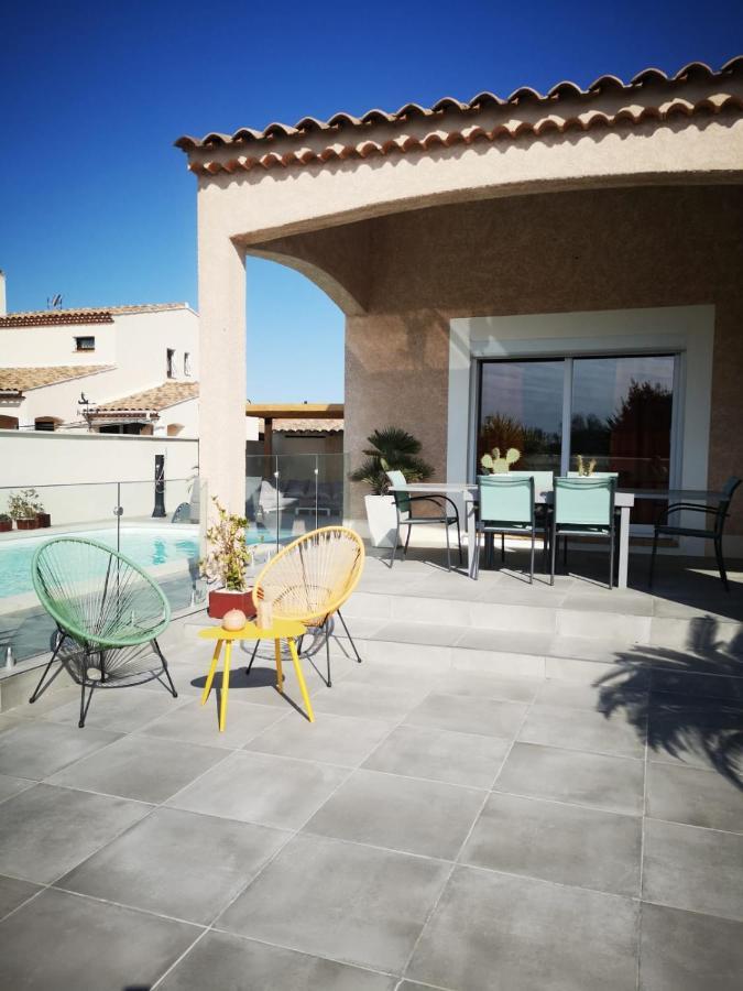 Appartement Au Dessus De La Maison Du Saunier Salin-de-Giraud Exterior foto